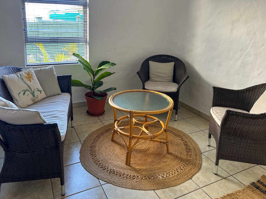 5 Bedroom Property for Sale in Heuwelkruin Western Cape